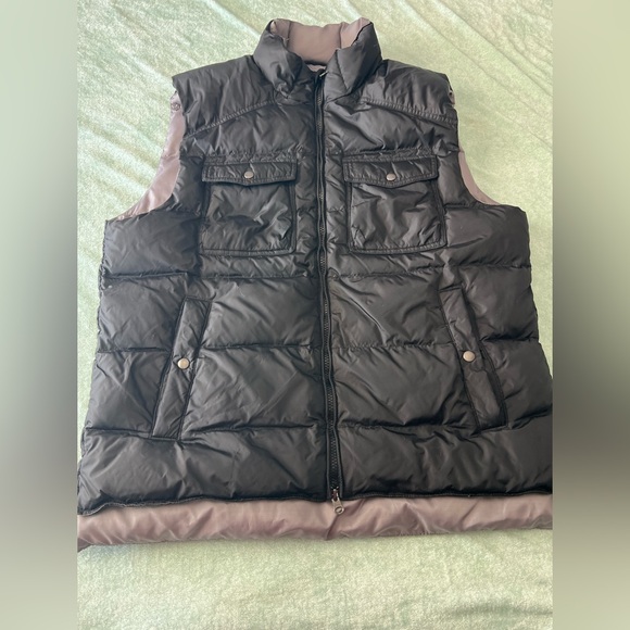 Banana Republic Other - Banana Republic Black Quilted Puffer Vest with Gray Trim L